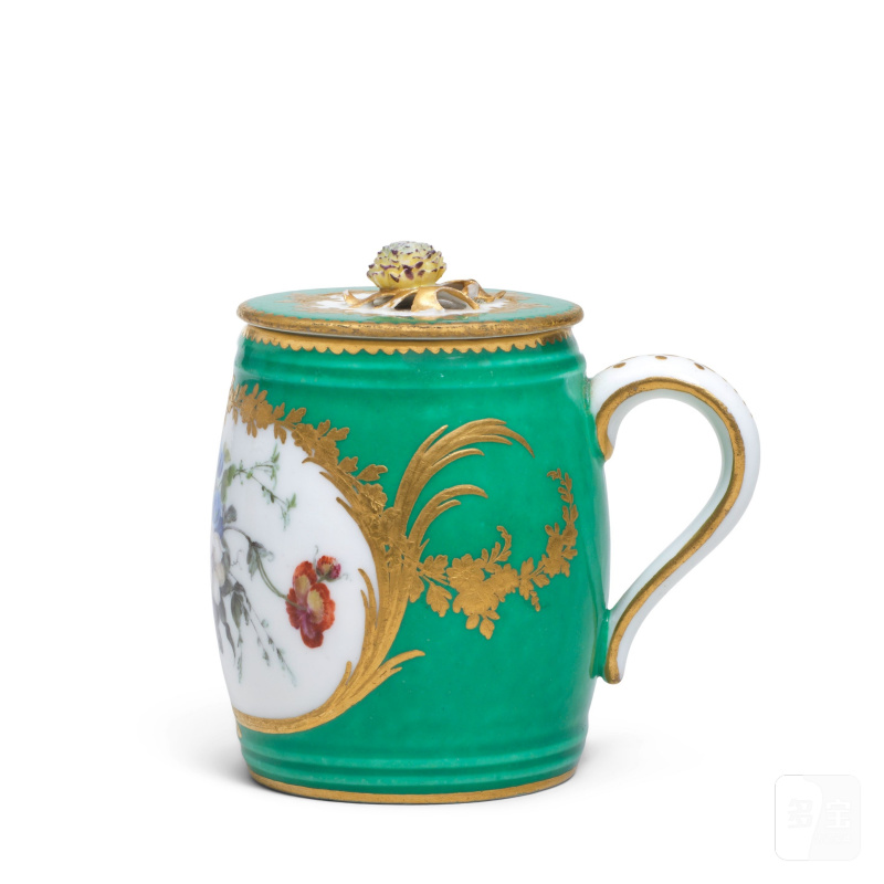 A Sèvres green-ground mustard pot and cover (moutardier ordinaire), dated 1763 - 图6